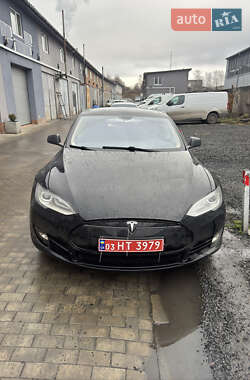 Лифтбек Tesla Model S 2014 в Луцке