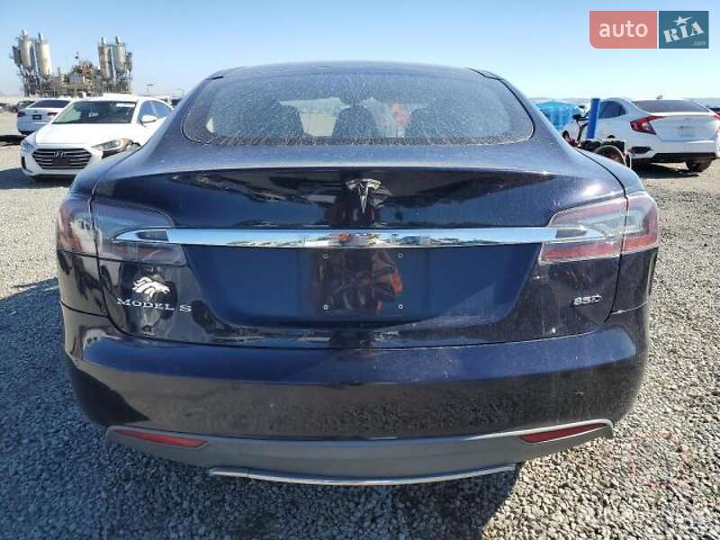 Лифтбек Tesla Model S 2015 в Дрогобыче фото 5 Лифтбек Tesla Model S 2015 в Дрогобыче