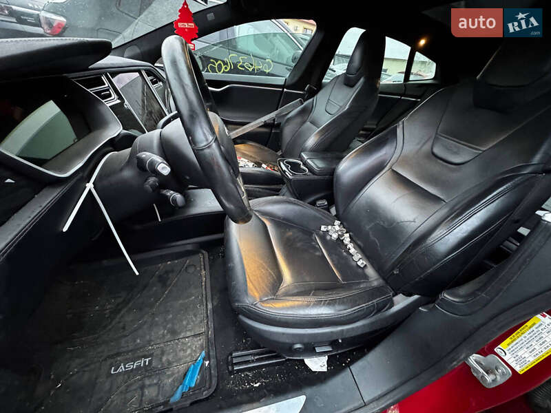 Лифтбек Tesla Model S 2016 в Луцке фото 8 Лифтбек Tesla Model S 2016 в Луцке