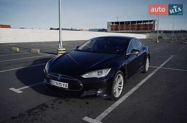 Лифтбек Tesla Model S 2013 в Львове