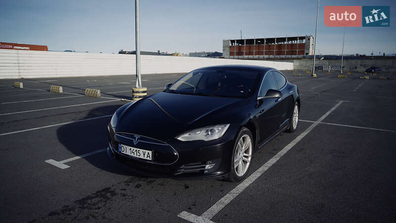 Tesla Model S 2013 Tesla Model S 2013
