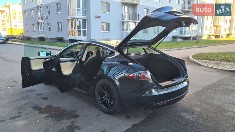 Лифтбек Tesla Model S 2013 в Виннице фото 40 Лифтбек Tesla Model S 2013 в Виннице