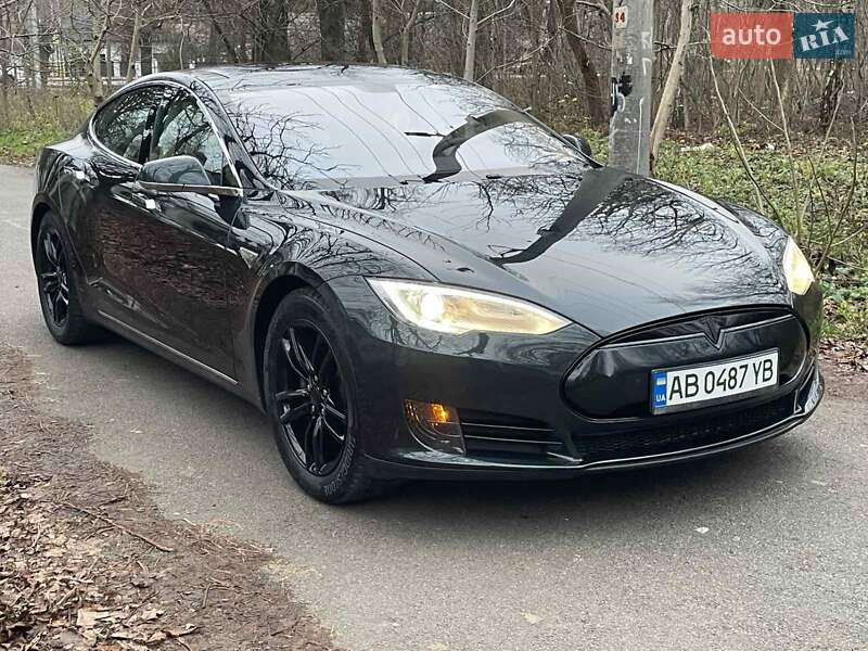 Лифтбек Tesla Model S 2013 в Виннице фото 47 Лифтбек Tesla Model S 2013 в Виннице