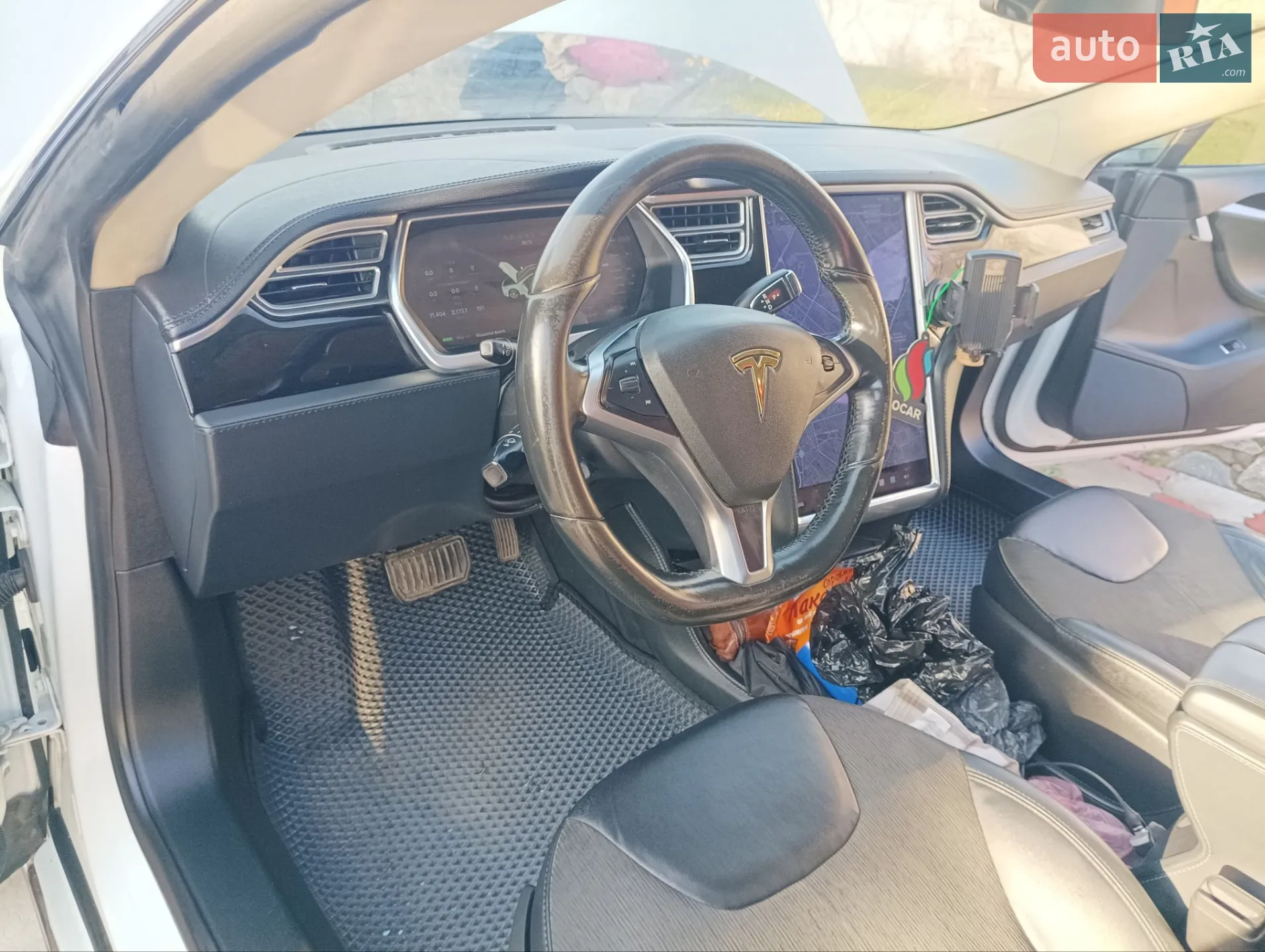 2014 Tesla Model S - мініатюра 19
