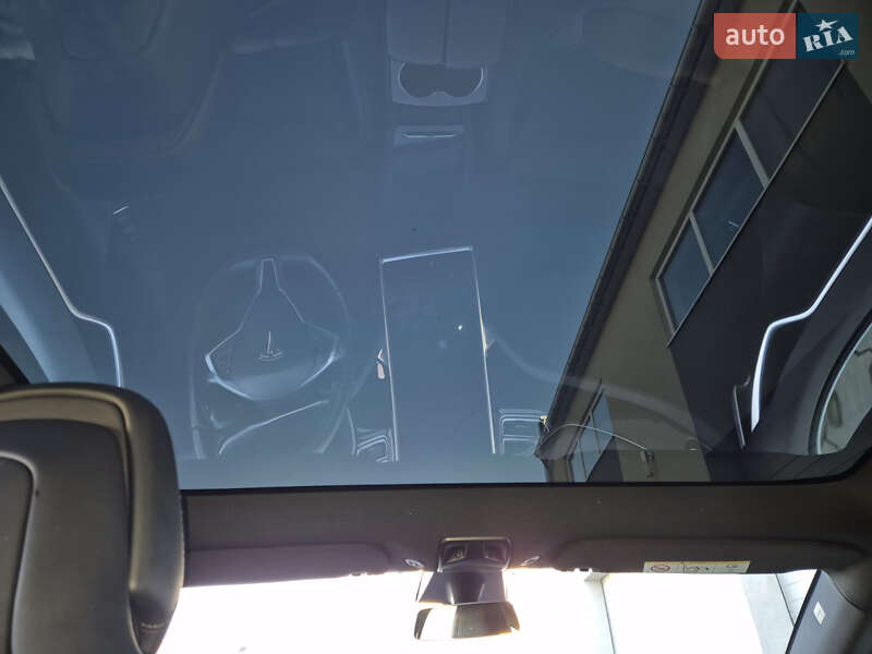 Лифтбек Tesla Model S 2017 в Радехове фото 18 Лифтбек Tesla Model S 2017 в Радехове