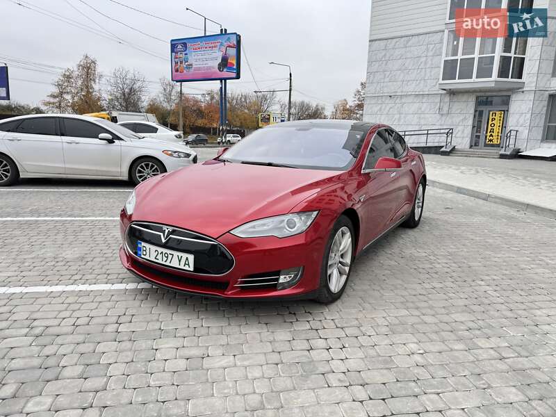 Лифтбек Tesla Model S 2014 в Полтаве фото 4 Лифтбек Tesla Model S 2014 в Полтаве