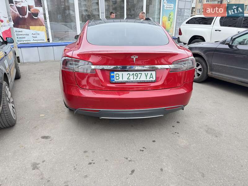 Лифтбек Tesla Model S 2014 в Полтаве фото 9 Лифтбек Tesla Model S 2014 в Полтаве