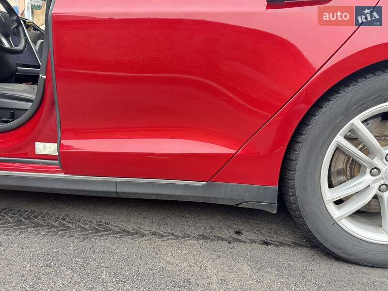 Лифтбек Tesla Model S 2014 в Полтаве фото 40 Лифтбек Tesla Model S 2014 в Полтаве