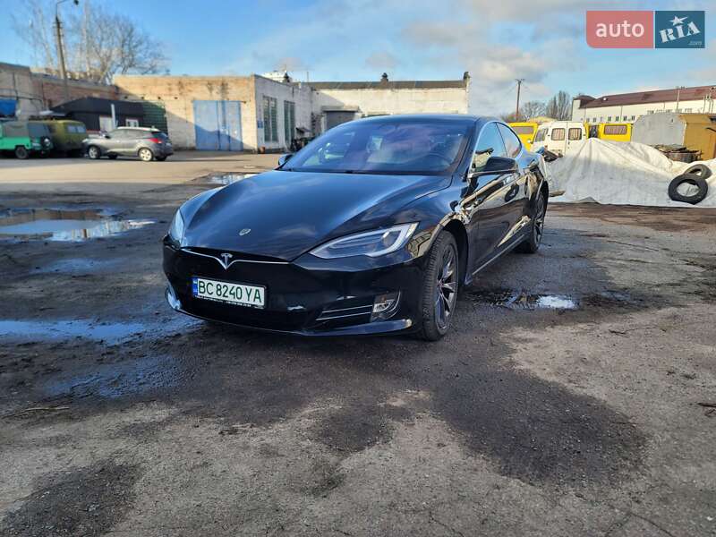 Tesla Model S 2019 Tesla Model S 2019