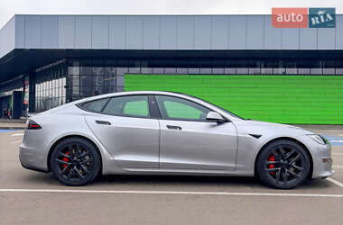 Лифтбек Tesla Model S 2024 в Киеве