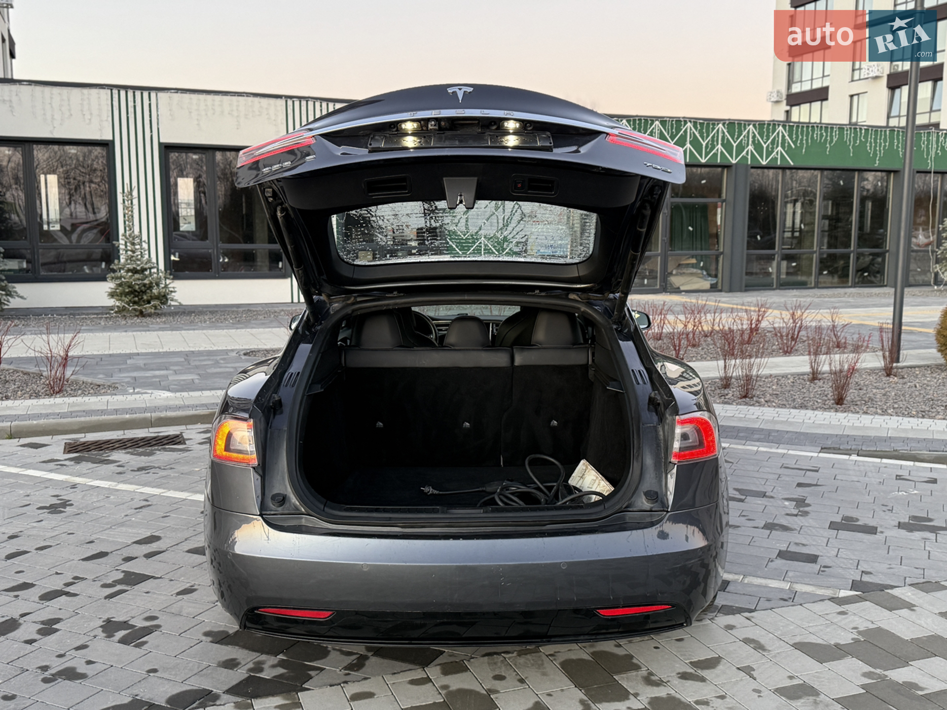 2018 Tesla Model S - мініатюра 10