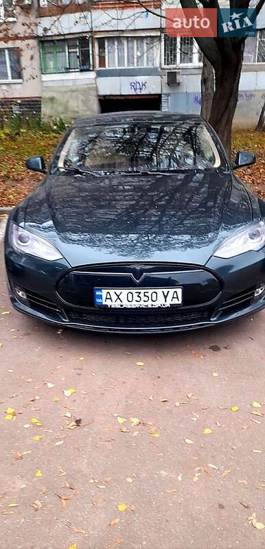 Лифтбек Tesla Model S 2013 в Харькове фото 14 Лифтбек Tesla Model S 2013 в Харькове