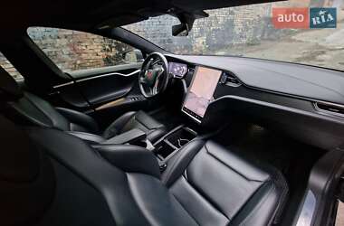 Лифтбек Tesla Model S 2018 в Вышгороде