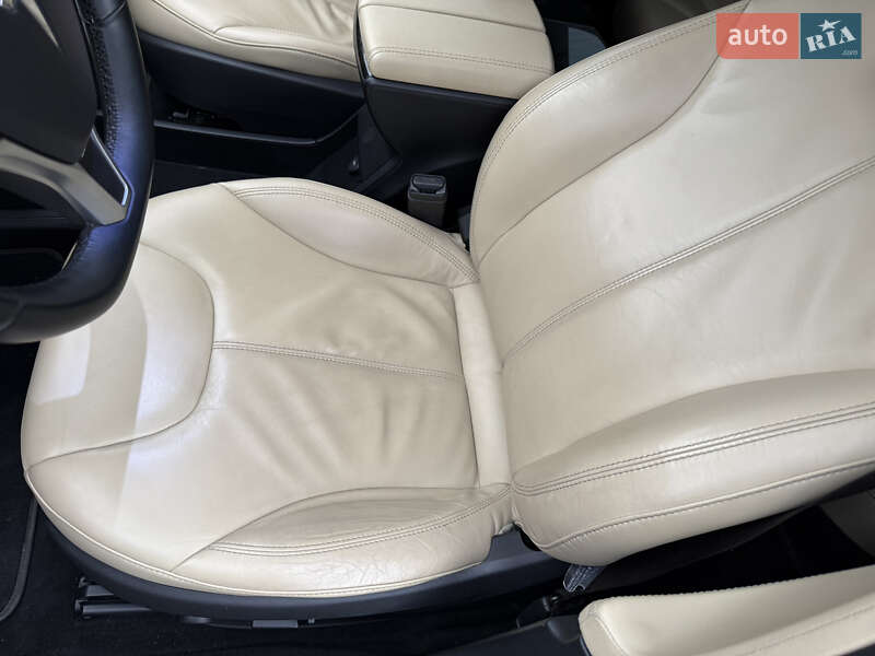 Лифтбек Tesla Model S 2013 в Киеве фото 14 Лифтбек Tesla Model S 2013 в Киеве