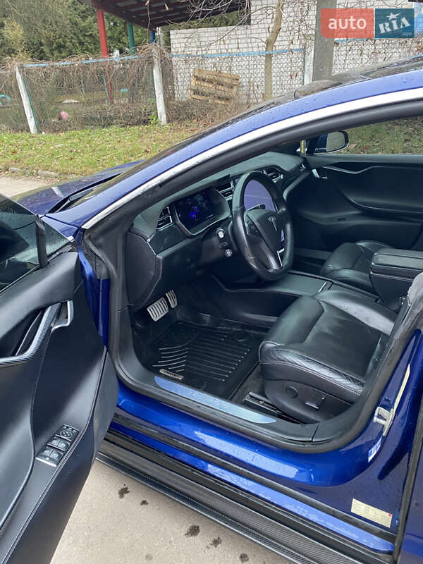 Лифтбек Tesla Model S 2016 в Житомире фото 7 Лифтбек Tesla Model S 2016 в Житомире