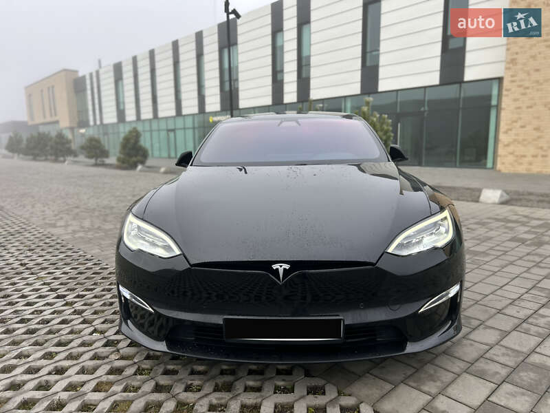 Ліфтбек Tesla Model S 2021 в Хмельницькому