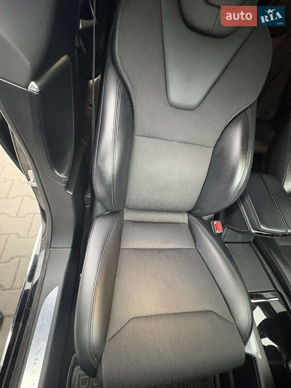 Лифтбек Tesla Model S 2017 в Трускавце фото 18 Лифтбек Tesla Model S 2017 в Трускавце