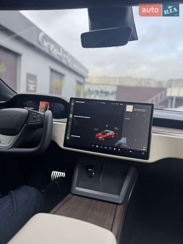 Ліфтбек Tesla Model S 2021 в Запоріжжі