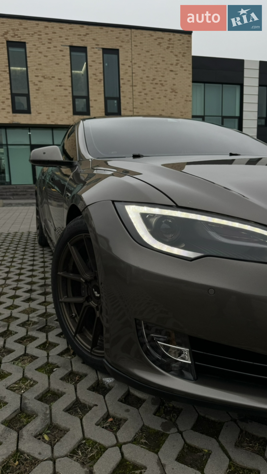 2016 Tesla Model S - мініатюра 2