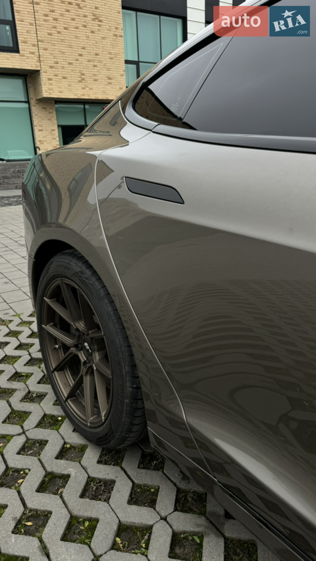 2016 Tesla Model S - мініатюра 9