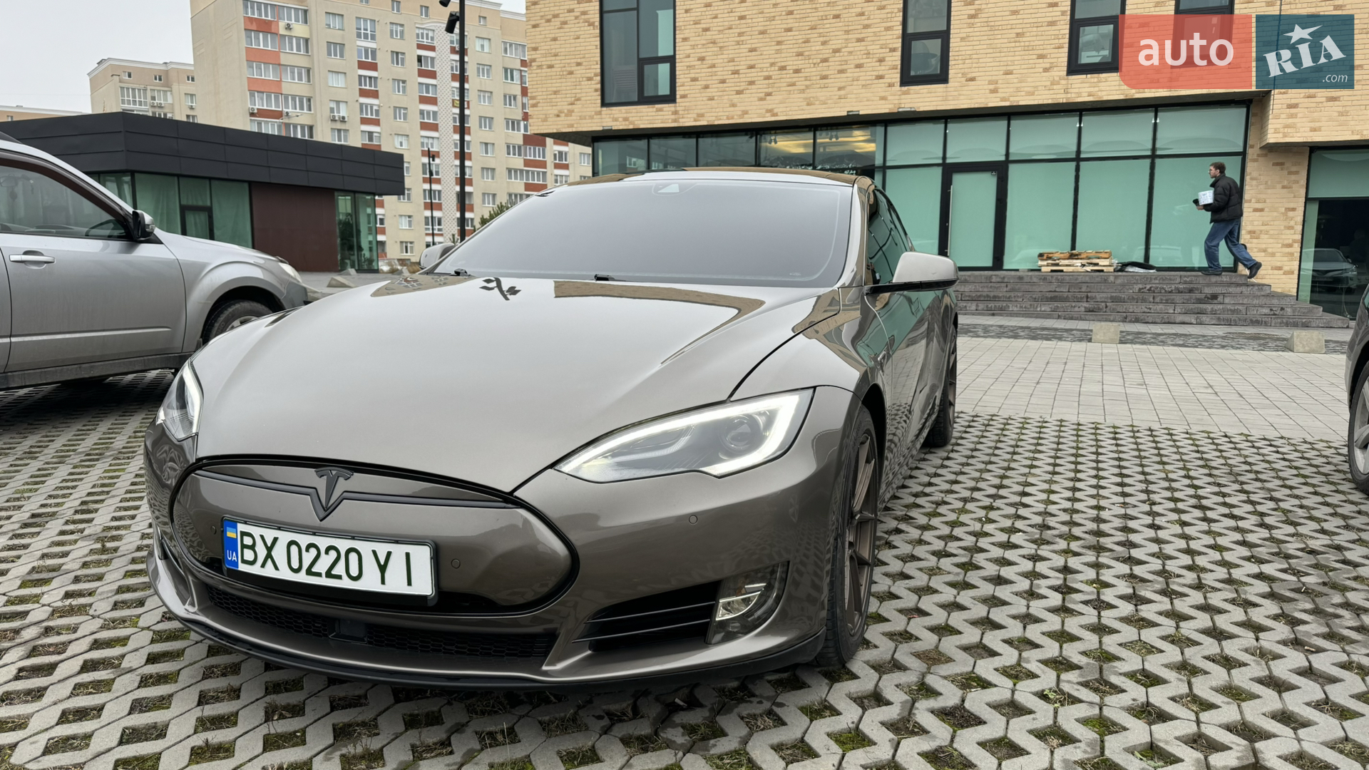 2016 Tesla Model S - мініатюра 23