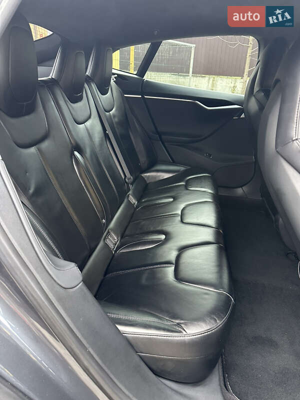 Лифтбек Tesla Model S 2014 в Хмельницком фото 12 Лифтбек Tesla Model S 2014 в Хмельницком