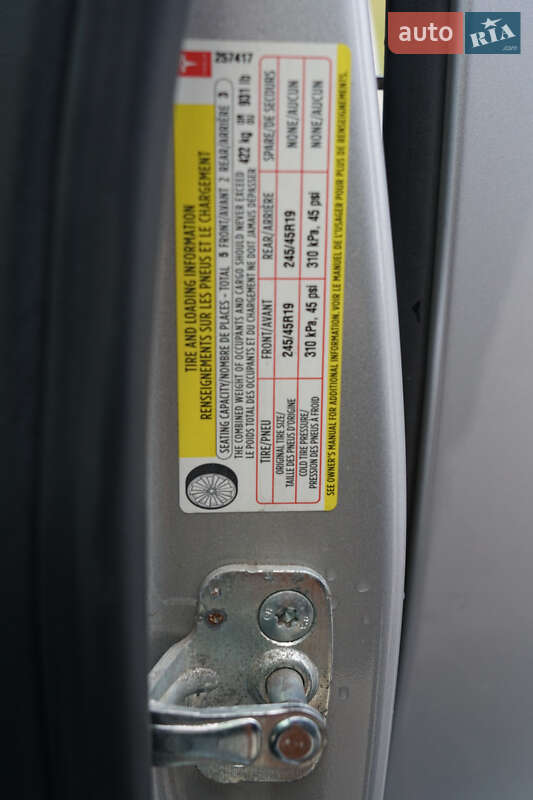 Лифтбек Tesla Model S 2018 в Днепре