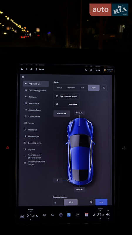 Лифтбек Tesla Model S 2016 в Киеве