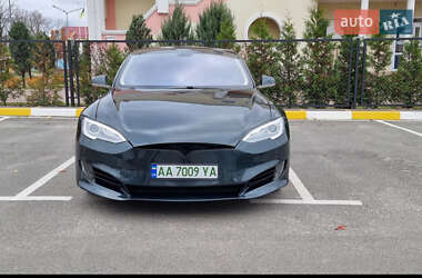 Ліфтбек Tesla Model S 2013 в Запоріжжі