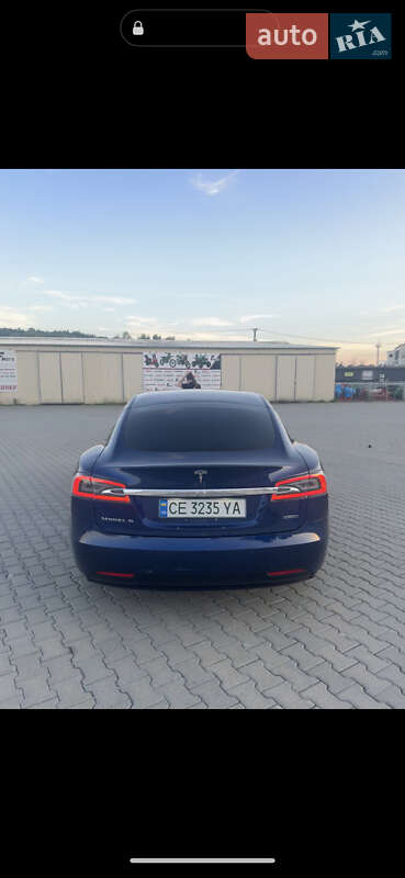 Лифтбек Tesla Model S 2018 в Черновцах