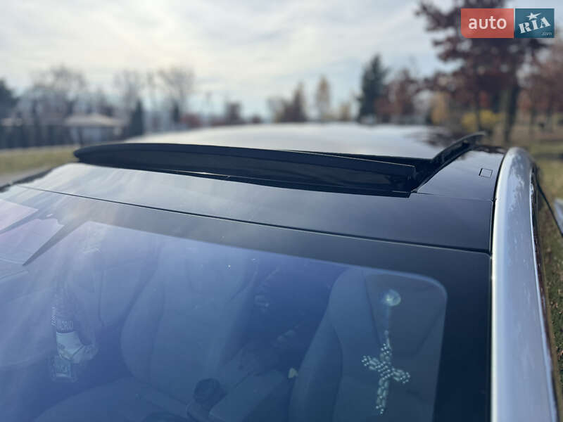 Ліфтбек Tesla Model S 2018 в Чернівцях