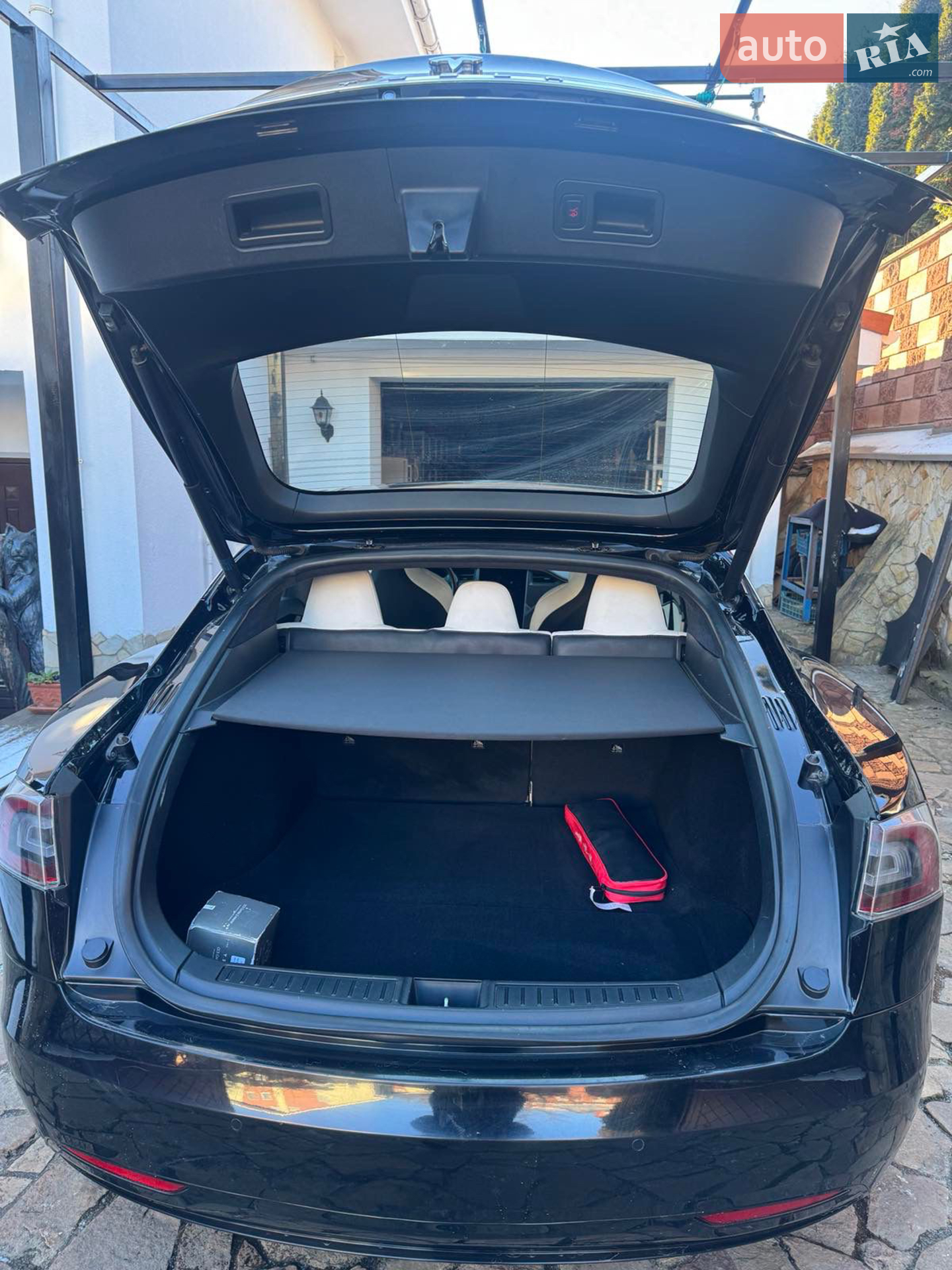 2019 Tesla Model S - мініатюра 11