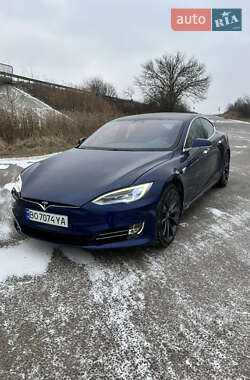 Ліфтбек Tesla Model S 2020 в Тернополі