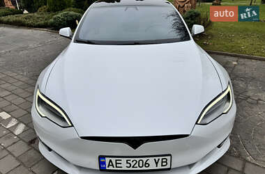 Ліфтбек Tesla Model S 2020 в Дніпрі
