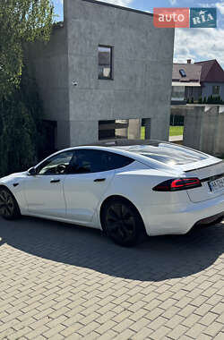 Лифтбек Tesla Model S 2023 в Львове
