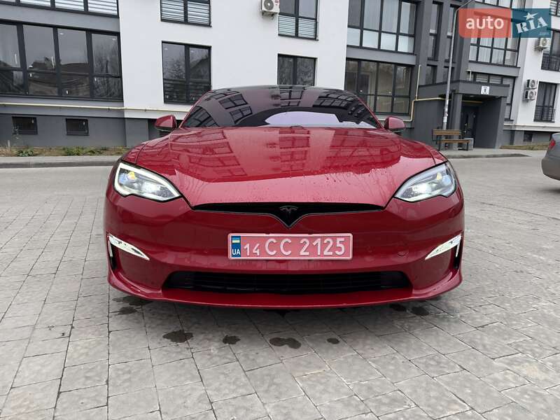 Лифтбек Tesla Model S 2021 в Львове
