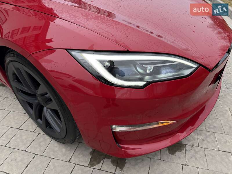 Лифтбек Tesla Model S 2021 в Львове