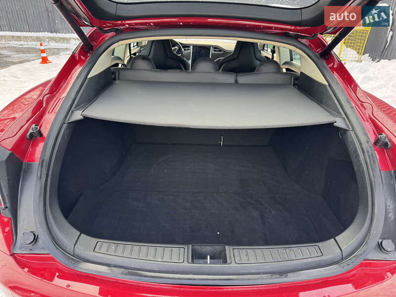 Лифтбек Tesla Model S 2014 в Житомире