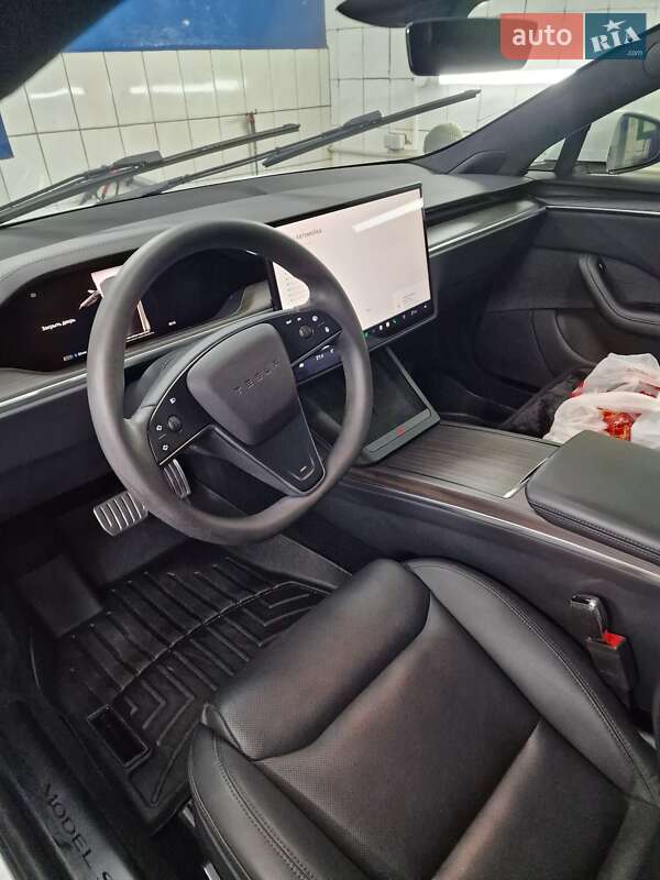 Лифтбек Tesla Model S 2023 в Одессе