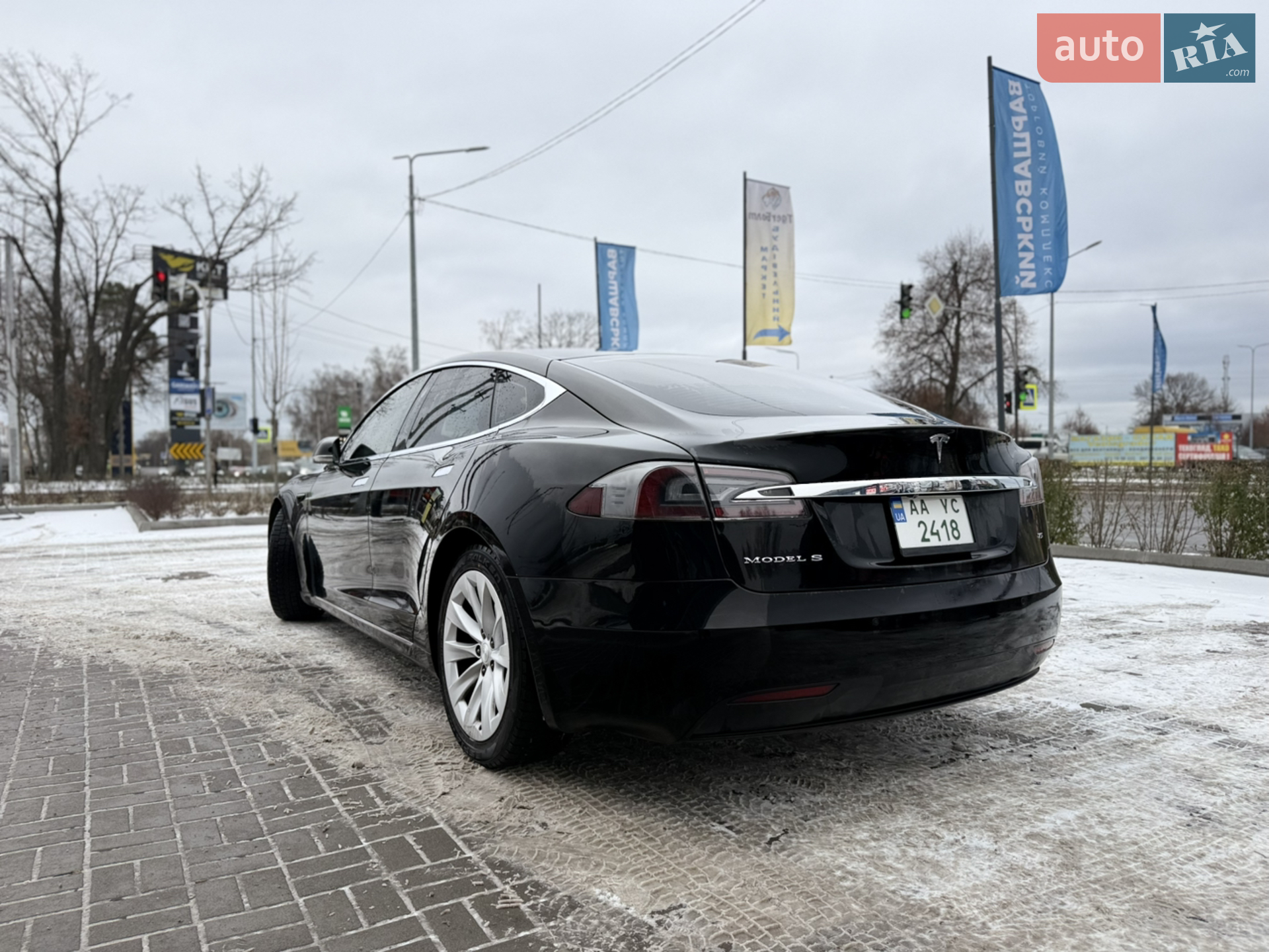 Tesla Model S 2017 VIN 5YJSA1E14HF209722 фото оголошення 9 з 99