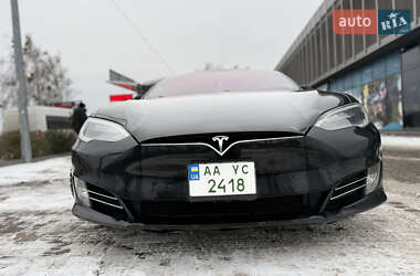 Ліфтбек Tesla Model S 2017 в Києві