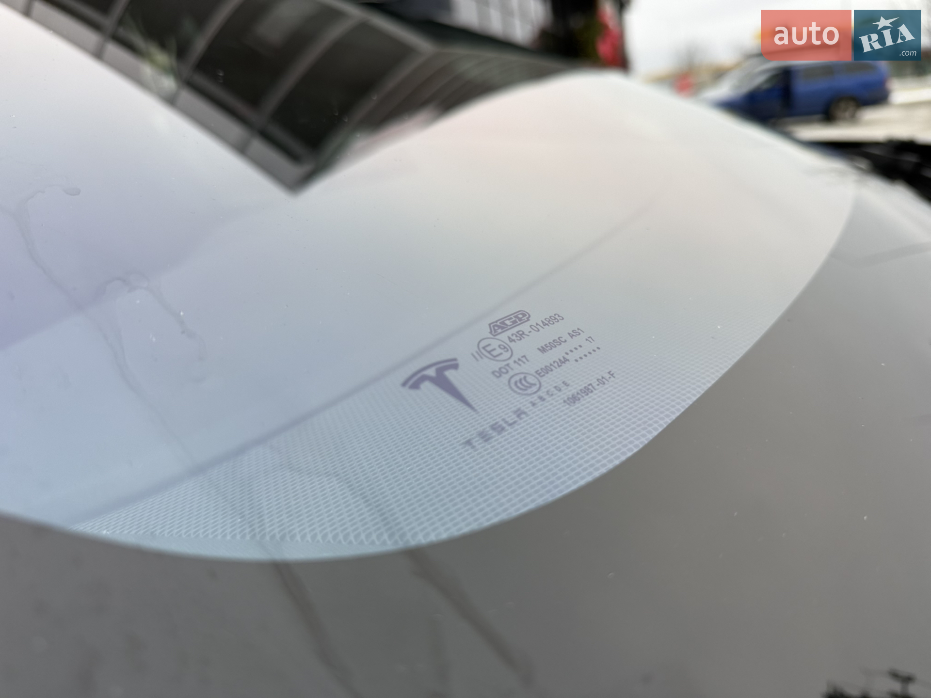 Tesla Model S 2017 VIN 5YJSA1E14HF209722 фото оголошення 27 з 99