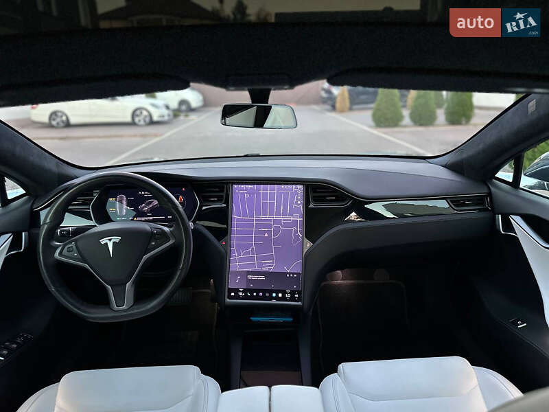 Лифтбек Tesla Model S 2020 в Одессе