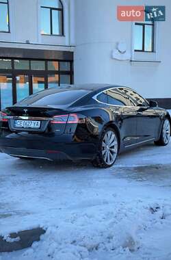 Ліфтбек Tesla Model S 2013 в Чернівцях