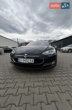 Лифтбек Tesla Model S 2013 в Черновцах