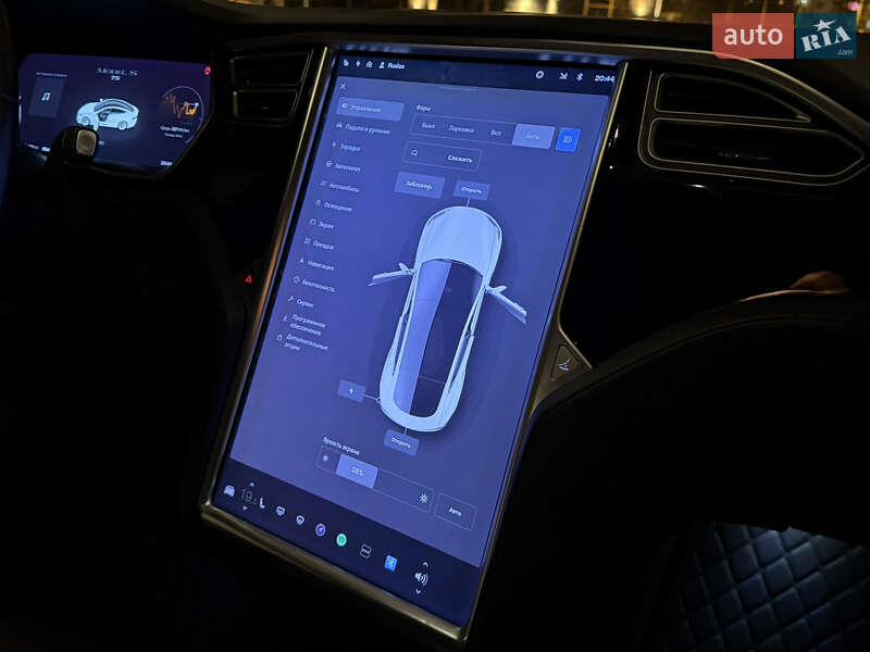 Ліфтбек Tesla Model S 2017 в Одесі фото 22 Ліфтбек Tesla Model S 2017 в Одесі
