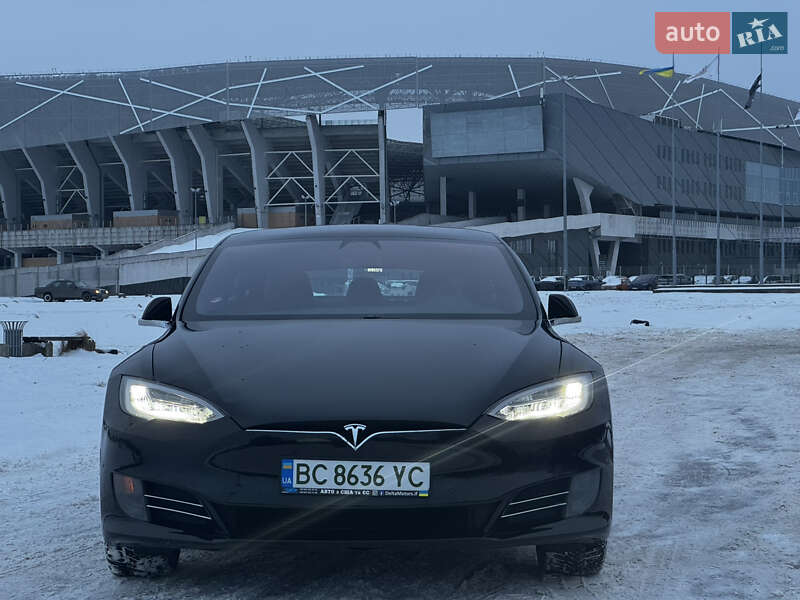 Ліфтбек Tesla Model S 2018 в Львові фото 3 Ліфтбек Tesla Model S 2018 в Львові