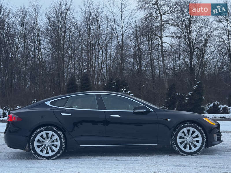 Ліфтбек Tesla Model S 2018 в Львові фото 7 Ліфтбек Tesla Model S 2018 в Львові