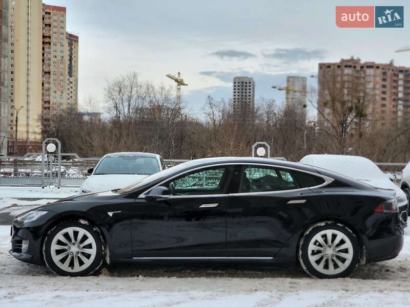 Ліфтбек Tesla Model S 2017 в Києві фото 9 Ліфтбек Tesla Model S 2017 в Києві