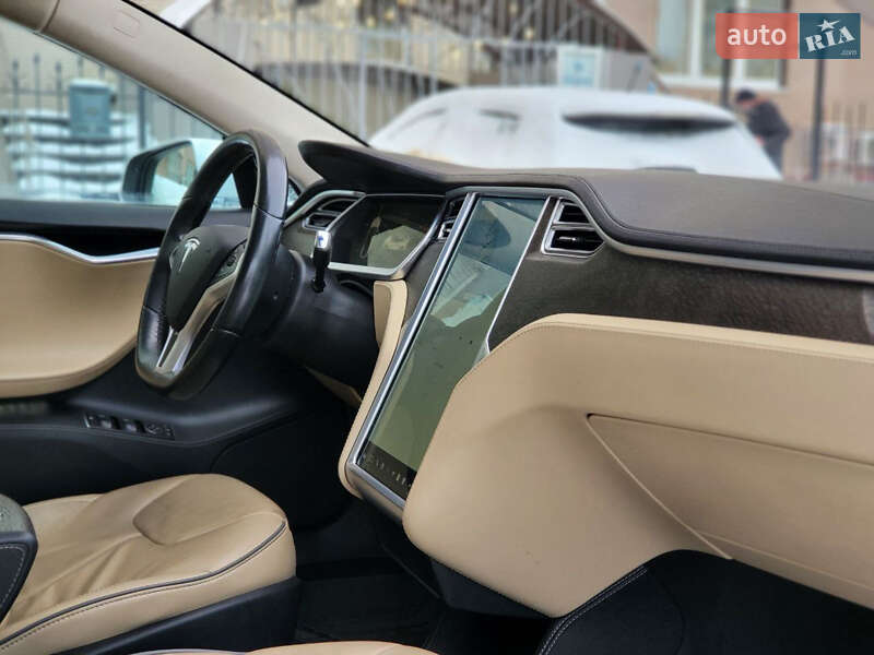 Ліфтбек Tesla Model S 2013 в Києві фото 11 Ліфтбек Tesla Model S 2013 в Києві